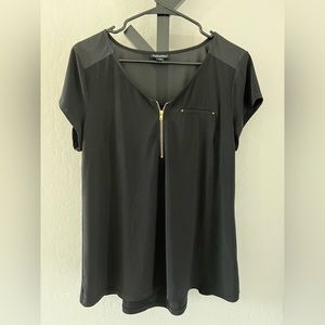 Black short sleeve shirt